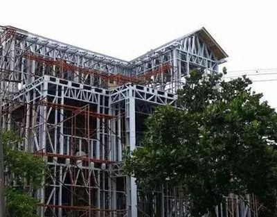 商混沖擊700元一方 砂石、水泥價格破新高背后的新型建筑材料應(yīng)對策略